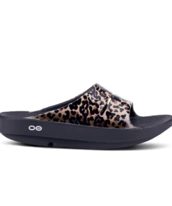 'OOFOS' Women's OOahh Slide Limited Edition - Black / Leopard
