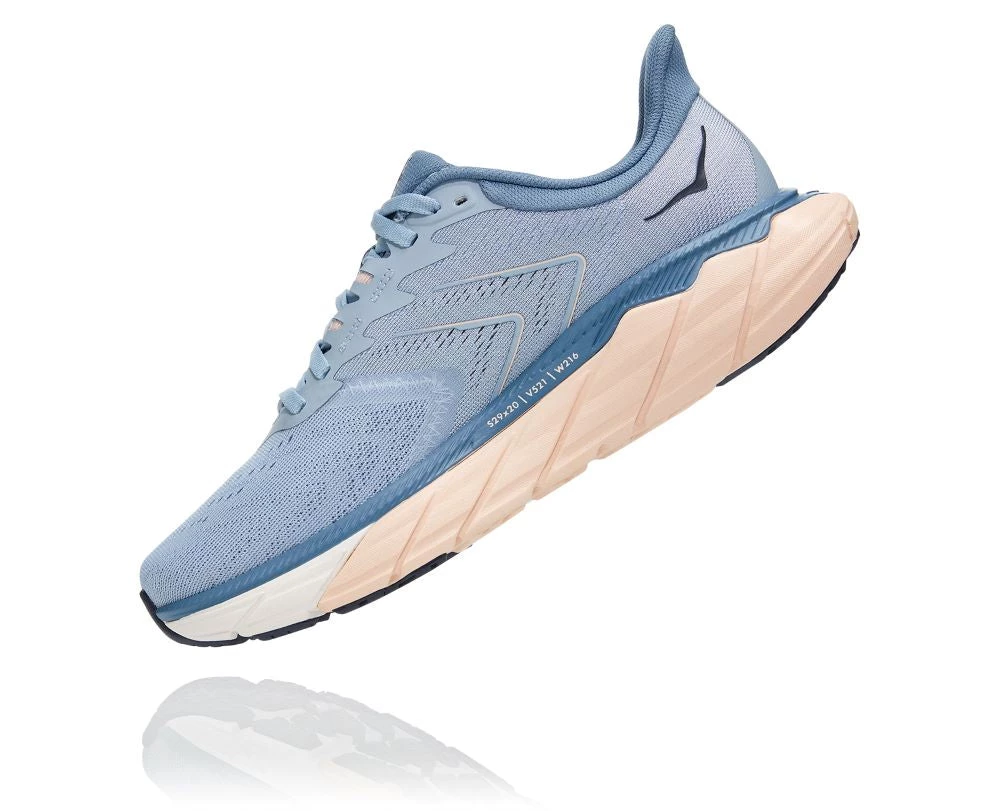 'Hoka' Women's Arahi 5 - Blue Fog / Provincial Blue 7 'Hoka' Women's Arahi 5 - Blue Fog / Provincial Blue