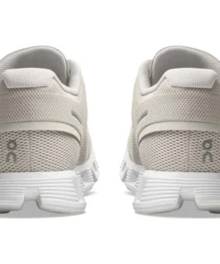 'On Running' Women's Cloud 5 - Pearl / White 9 'On Running' Women's Cloud 5 - Pearl / White