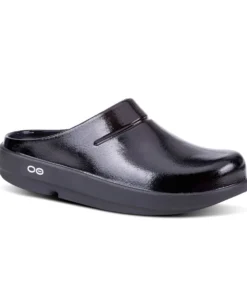 'OOFOS' Women's OOcloog Luxe Clog - Black