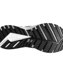 'Brooks' Women's Revel 4 - Black / Oyster / Silver 11 'Brooks' Women's Revel 4 - Black / Oyster / Silver