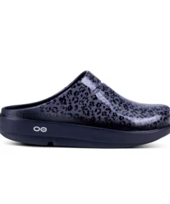 'OOFOS' Women's OOcloog Luxe Pixel Clog - Black / Grey Leopard