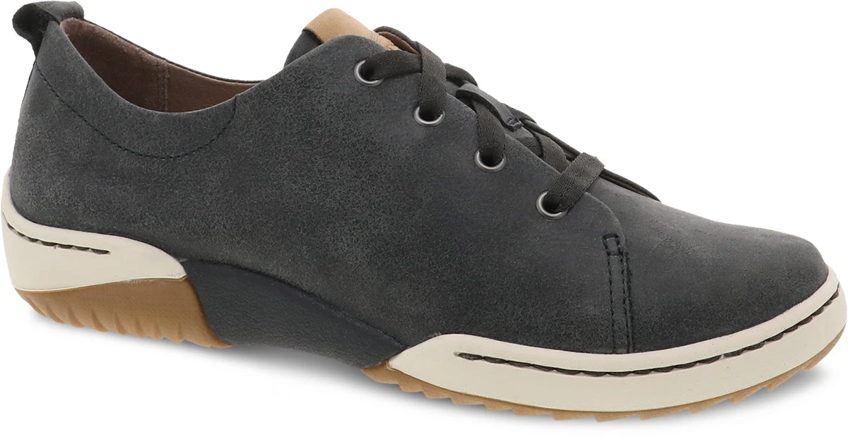 'Dansko' Women's Renae - Black Vintage Nappa 4 'Dansko' Women's Renae - Black Vintage Nappa