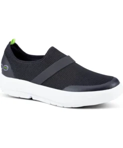 'OOFOS' Women's OOmg Fibre Low Slip On - White / Black