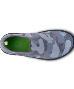 'OOFOS' Women's OOmg EeZee Low Shoe - Black / Grey Camo
