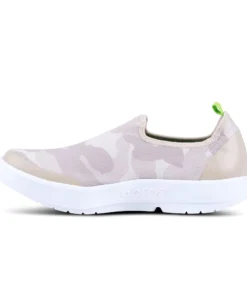 'OOFOS' Women's OOmg EeZee Low Shoe - White / Tan Camo