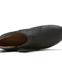 'Cobb Hill' Women's Crosbie Bootie - Black