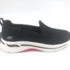 'Skechers' Women's GOwalk Arch Fit-Grateful - Black / Hot Pink