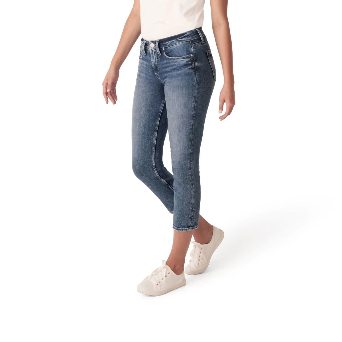 SILVER JEANS CO 'Silver Jeans' Women's Suki Mid Rise Straight Capri - Dark Indigo 5 SILVER JEANS CO 'Silver Jeans' Women's Suki Mid Rise Straight Capri - Dark Indigo