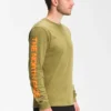 'The North Face' Men's Long Sleeve Hit T-Shirt - Green Moss