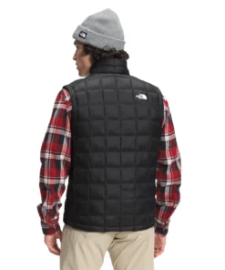 'The North Face' Men's Thermoball ECO Stowable Vest - TNF Black 5 'The North Face' Men's Thermoball ECO Stowable Vest - TNF Black