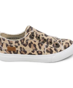 'Blowfish Malibu' Women's Play Slip On - Natural Jumbo Kitty