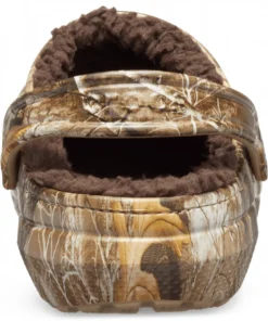 'Crocs' Unisex Classic Realtree Edge® Lined Clog - Chocolate / Chocolate Men 11 'Crocs' Unisex Classic Realtree Edge® Lined Clog - Chocolate / Chocolate Men