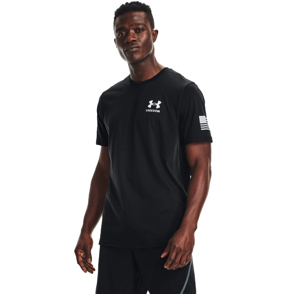 'Under Armour' Men's New Freedom Flag T-Shirt - Black / White 4 'Under Armour' Men's New Freedom Flag T-Shirt - Black / White