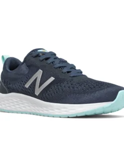 'New Balance' Women's Fresh Foam Arishi V3 - Navy / Silver